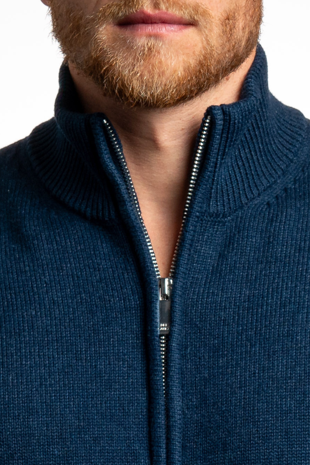 NAVY BLUE FULL ZIP SWEATER