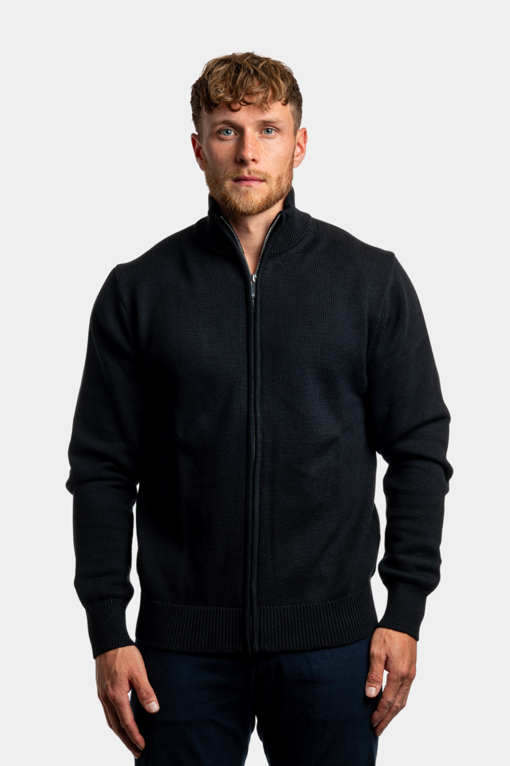 BLACK FULL ZIP SWEATER